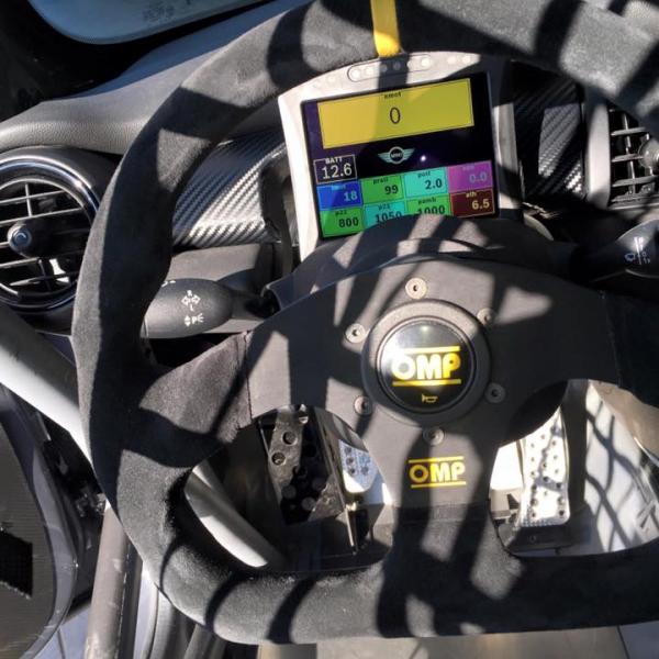 Mini John Cooper Works Challenge - Steering wheel and dashboard